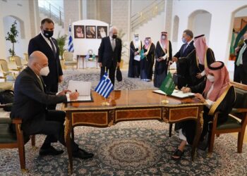 Συνάντηση Δένδια – Παναγιωτόπουλου με τον διάδοχο της Σαουδικής Αραβίας
