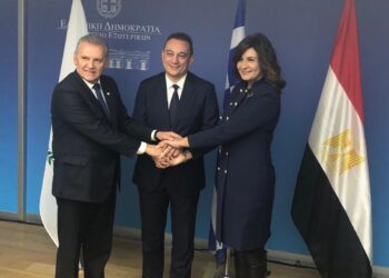 اجتماع  مصري يوناني قبرصي في نيقوسيا