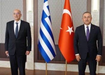 Στον αέρα τίναξε τις κοινές δηλώσεις με Δένδια ο Τσαβούσογλου