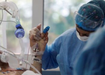 اليونان:  3421  إصابة جديدة بكورونا و 83 حالة وفاة