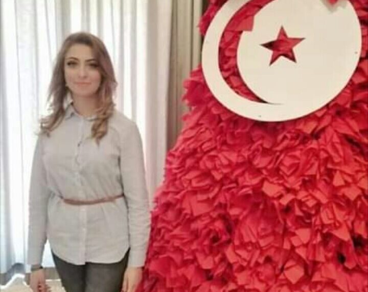 فريال الشهباني: السياسي المنبوذ من السطحية إلى الأعماق