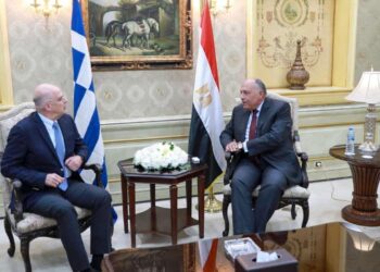 مصر تتضامن مع اليونان بعد الحرائق المندلعة بعدة مناطق