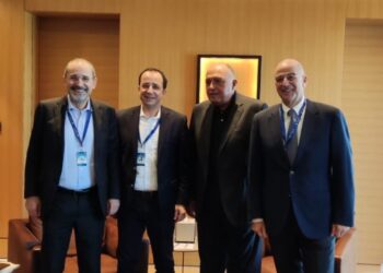 لقاء رباعي في دبي