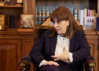 رئيسة اليونان أصيبت بكورونا