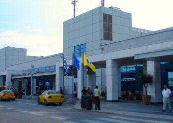 الغاء اجراءات كورونا في مطارات اليونان