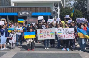 معرض خيري في قبرص لدعم أوكرانيا 