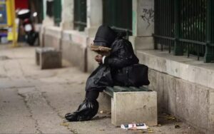 ارتفاع معدلات الفقر في اليونان من جديد