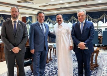 وزير الاستثمار اليوناني يلتقي مسؤولين سعوديين في الرياض