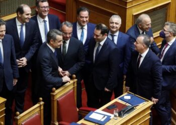 البرلمان اليوناني يقر موازنة 2023