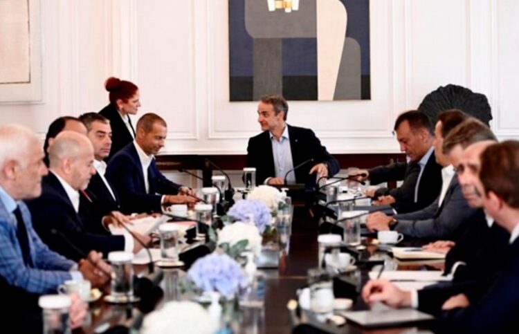 اليونان تتخذ اجراءات صارمة 