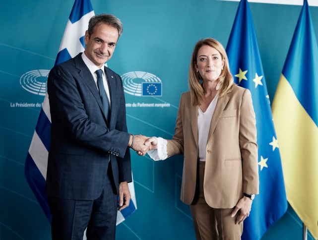 دعم أوروبي لليونان 