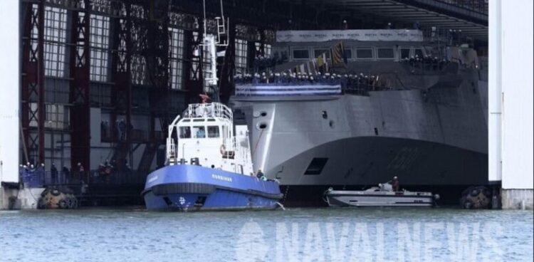 اليونان تتسلم أول فرقاطه من فرنسا 