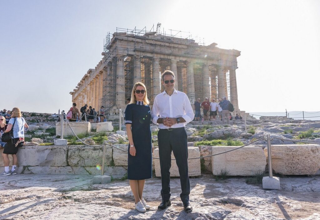 اليونان تدين هجوم حركة حماس علي إسرائيل و تدعو لاستعادة السلام