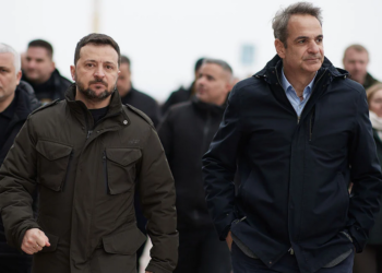 ميتسوتاكيس يزور أوكرانيا