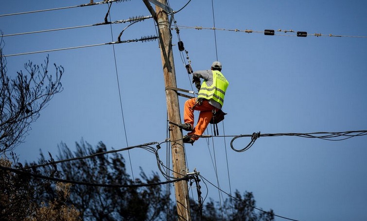 في أثينا انقطاع التيار الكهربائي