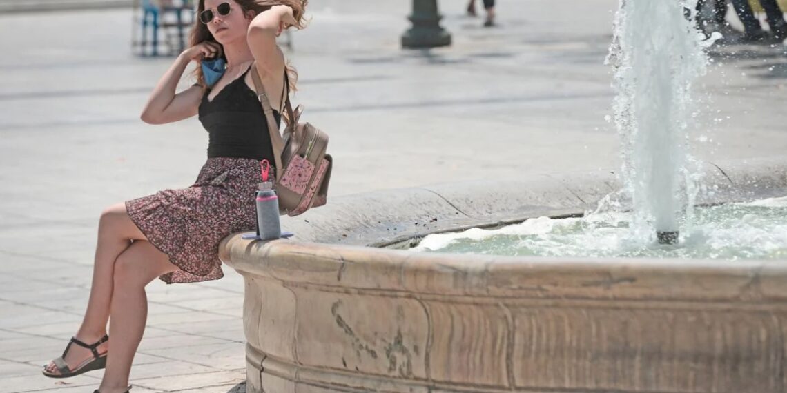 في أثينا انقطاع التيار الكهربائي