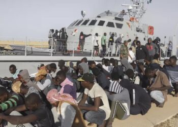 مهاجرين غير شرعيين لليونان