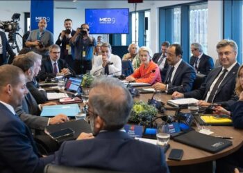 اليونان تدعو لوقف اطلاق النار في الشرق الأوسط