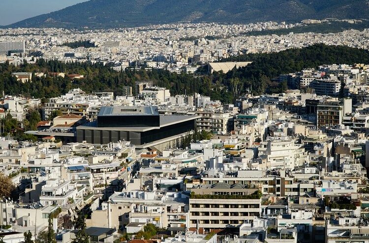 خطة حكومية لإنهاء أزمة السكن في اليونان