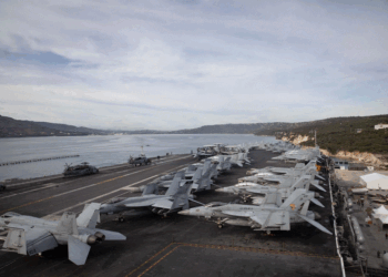 حاملة الطائرات النووية الأميركية